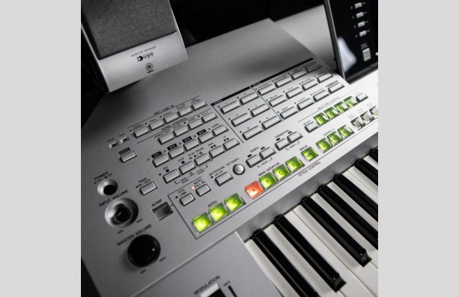 Used Yamaha Tyros 2 Keyboard With MS02 Speakers (SN:GBRAMN01001) - Image 9